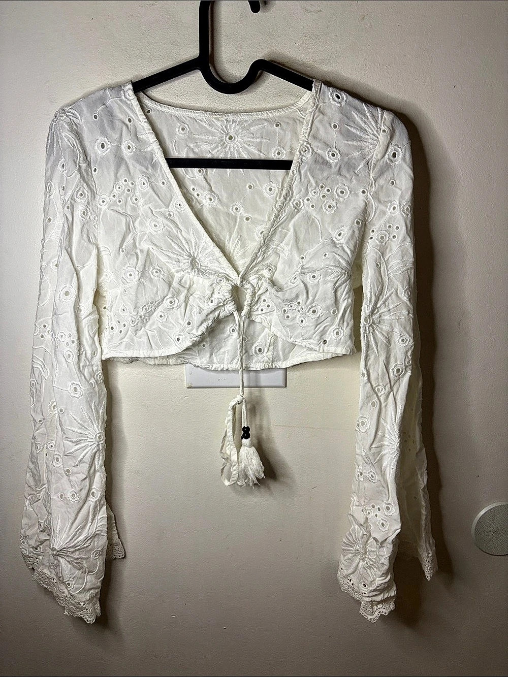 White Embroidered Cropped Blouse Like New